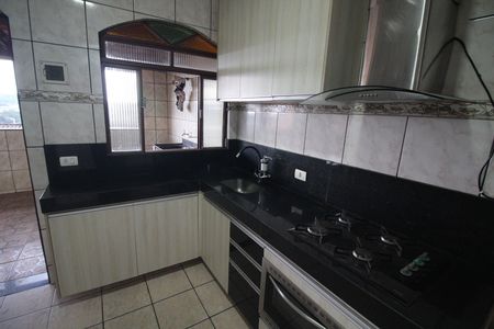 Casa para alugar com 100m², 2 quartos e 2 vagasCozinha