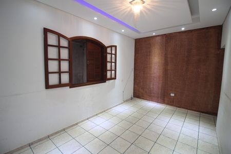 Sala de casa para alugar com 2 quartos, 100m² em Olaria, Contagem