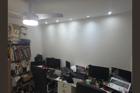 Apartamento à venda com 100m², 3 quartos e 1 vaga Apartamento à venda com 100m², 3 quartos e 1 vagaQuarto