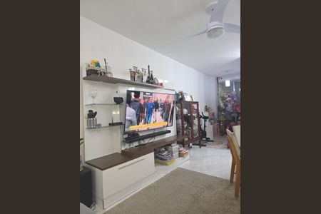 Apartamento à venda com 100m², 3 quartos e 1 vaga Apartamento à venda com 100m², 3 quartos e 1 vagaSala