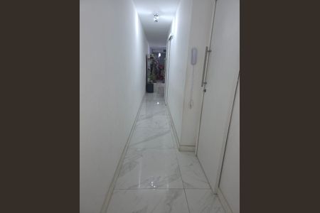 Apartamento à venda com 100m², 3 quartos e 1 vaga Apartamento à venda com 100m², 3 quartos e 1 vagaCorredor
