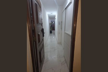 Apartamento à venda com 100m², 3 quartos e 1 vaga Apartamento à venda com 100m², 3 quartos e 1 vagaCorredor