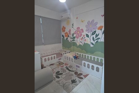 Apartamento à venda com 100m², 3 quartos e 1 vaga Apartamento à venda com 100m², 3 quartos e 1 vagaQuarto