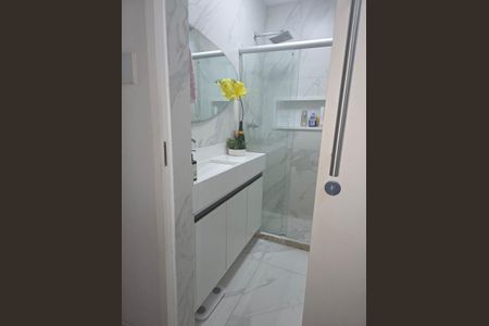 Apartamento à venda com 100m², 3 quartos e 1 vaga Apartamento à venda com 100m², 3 quartos e 1 vagaBanheiro