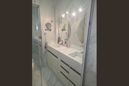 Apartamento à venda com 100m², 3 quartos e 1 vaga Apartamento à venda com 100m², 3 quartos e 1 vagaBanheiro