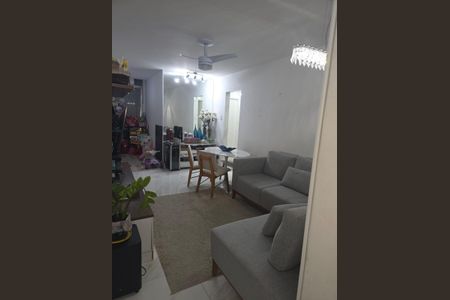 Apartamento à venda com 100m², 3 quartos e 1 vaga Apartamento à venda com 100m², 3 quartos e 1 vagaSala