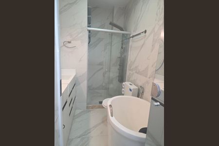 Apartamento à venda com 100m², 3 quartos e 1 vaga Apartamento à venda com 100m², 3 quartos e 1 vagaBanheiro