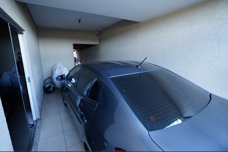 Casa à venda com 134m², 3 quartos e 2 vagas