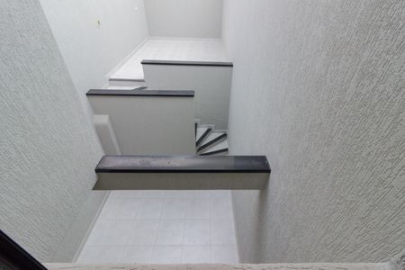 Vista Quarto 1 de casa à venda com 2 quartos, 108m² em Vila Arcadia, São Paulo