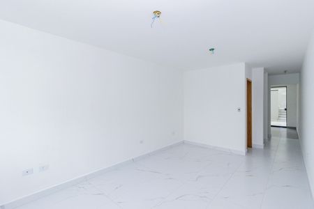 Sala de casa à venda com 2 quartos, 108m² em Vila Arcadia, São Paulo
