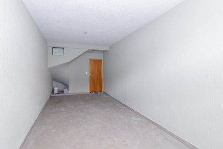 Casa à venda com 108m², 2 quartos e 2 vagas Casa à venda com 108m², 2 quartos e 2 vagasGaragem