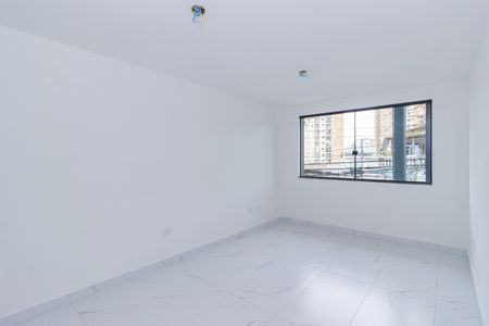 Casa à venda com 108m², 2 quartos e 2 vagas Casa à venda com 108m², 2 quartos e 2 vagasSala