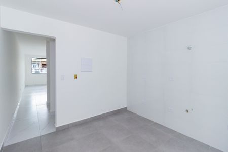 Casa à venda com 108m², 2 quartos e 2 vagas Casa à venda com 108m², 2 quartos e 2 vagasCozinha