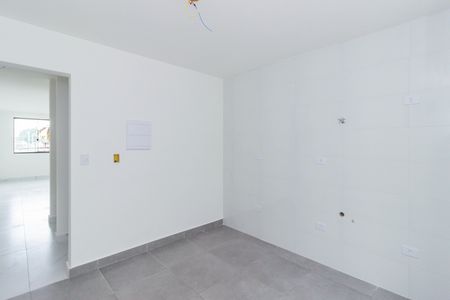 Casa à venda com 107m², 2 quartos e 2 vagas Casa à venda com 107m², 2 quartos e 2 vagasCozinha