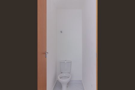 Casa à venda com 107m², 2 quartos e 2 vagas Casa à venda com 107m², 2 quartos e 2 vagasBanheiro Principal
