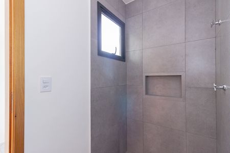 Casa à venda com 107m², 2 quartos e 2 vagas Casa à venda com 107m², 2 quartos e 2 vagasBanheiro Quarto 2