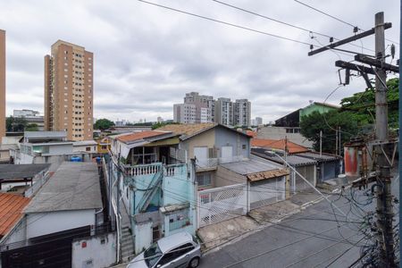 Casa à venda com 107m², 2 quartos e 2 vagas Casa à venda com 107m², 2 quartos e 2 vagasVaranda Quarto 2