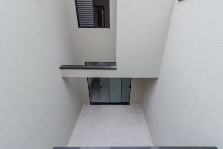 Casa à venda com 107m², 2 quartos e 2 vagas Casa à venda com 107m², 2 quartos e 2 vagasVista Quintal