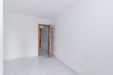Casa à venda com 107m², 2 quartos e 2 vagas Casa à venda com 107m², 2 quartos e 2 vagasQuarto 2