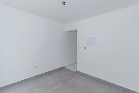 Casa à venda com 107m², 2 quartos e 2 vagas Casa à venda com 107m², 2 quartos e 2 vagasCozinha