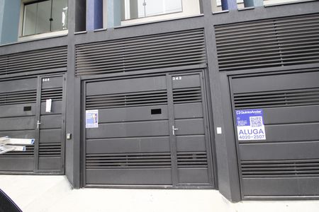 Casa à venda com 107m², 2 quartos e 2 vagasFachada