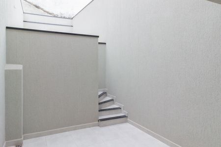 Casa à venda com 107m², 2 quartos e 2 vagas Casa à venda com 107m², 2 quartos e 2 vagasLavanderia