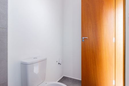 Casa à venda com 107m², 2 quartos e 2 vagas Casa à venda com 107m², 2 quartos e 2 vagasBanheiro Quarto 2