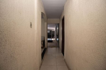 Casa à venda com 144m², 3 quartos e 3 vagasCorredor