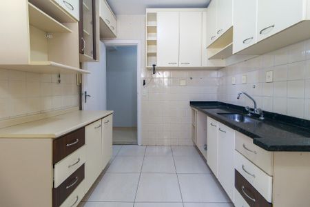 Apartamento para alugar com 65m², 2 quartos e 1 vaga Apartamento para alugar com 65m², 2 quartos e 1 vagaCozinha