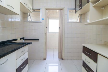 Apartamento para alugar com 65m², 2 quartos e 1 vaga Apartamento para alugar com 65m², 2 quartos e 1 vagaCozinha
