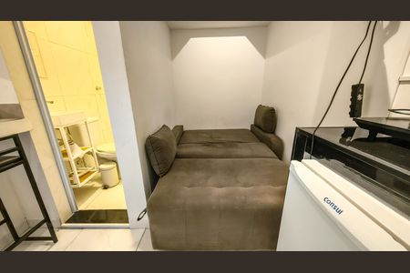 Sala/Quarto de kitnet/studio para alugar com 1 quarto, 15m² em Jardim Taquaral, São Paulo