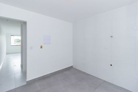 Casa à venda com 108m², 2 quartos e 2 vagas Casa à venda com 108m², 2 quartos e 2 vagasCozinha