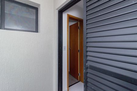 Casa à venda com 108m², 2 quartos e 2 vagas Casa à venda com 108m², 2 quartos e 2 vagasVaranda Quarto 2