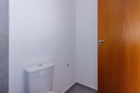 Casa à venda com 108m², 2 quartos e 2 vagas Casa à venda com 108m², 2 quartos e 2 vagasBanheiro Quarto 2
