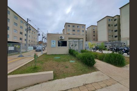 Apartamento à venda com 44m², 2 quartos e 1 vaga Apartamento à venda com 44m², 2 quartos e 1 vagaFachada e Portaria