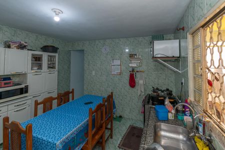 Casa à venda com 125m², 3 quartos e 1 vagaCozinha 