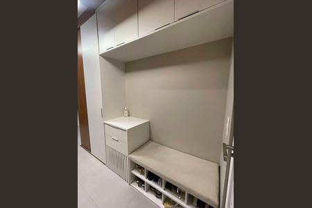 Apartamento à venda com 39m², 1 quarto e 1 vaga Apartamento à venda com 39m², 1 quarto e 1 vagaEntrada