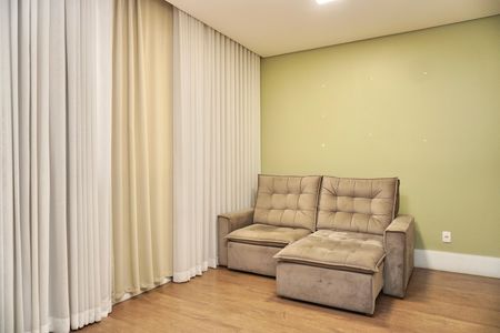 Sala de apartamento para alugar com 3 quartos, 80m² em Cidade Nova, Belo Horizonte
