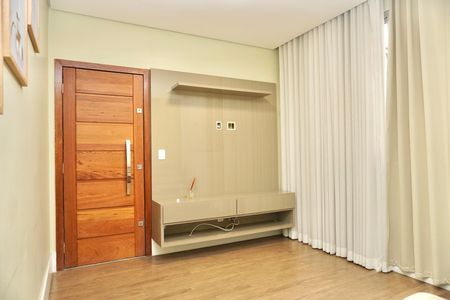 Apartamento para alugar com 80m², 3 quartos e 2 vagas Apartamento para alugar com 80m², 3 quartos e 2 vagasSala