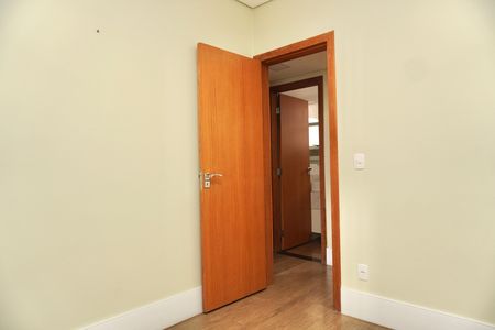 Apartamento para alugar com 80m², 3 quartos e 2 vagas Apartamento para alugar com 80m², 3 quartos e 2 vagasQuarto 1
