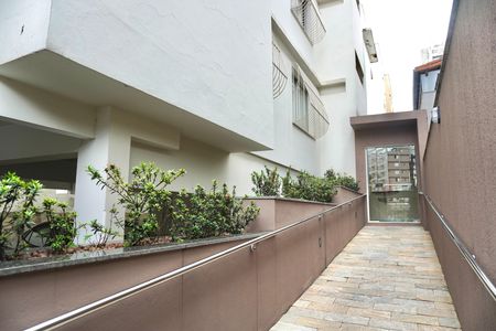 Apartamento para alugar com 80m², 3 quartos e 2 vagas Apartamento para alugar com 80m², 3 quartos e 2 vagasEntrada do prédio