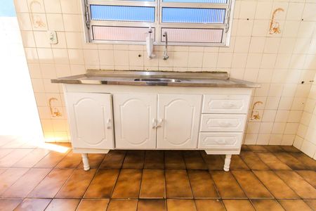 Casa para alugar com 250m², 3 quartos e 2 vagas Casa para alugar com 250m², 3 quartos e 2 vagasCozinha