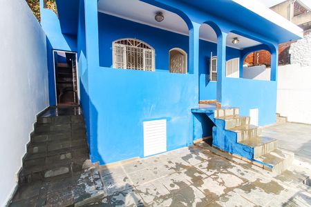 Casa para alugar com 250m², 3 quartos e 2 vagas Casa para alugar com 250m², 3 quartos e 2 vagasÁrea Externa