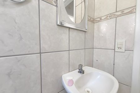 Banheiro de casa para alugar com 1 quarto, 65m² em Jardim das Bandeiras, Campinas
