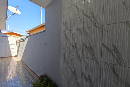 Casa para alugar com 65m², 1 quarto e 1 vagaCorredor - Quintal