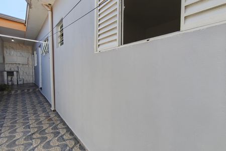 Casa para alugar com 65m², 1 quarto e 1 vagaCorredor - Quintal