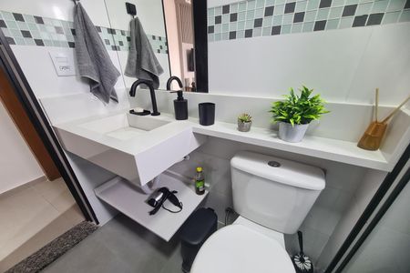 Banheiro de apartamento para alugar com 1 quarto, 30m² em Parque da Vila Prudente, São Paulo
