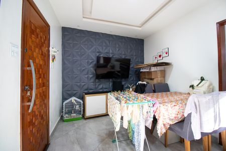 Sala de apartamento para alugar com 2 quartos, 30m² em Olaria, Rio de Janeiro