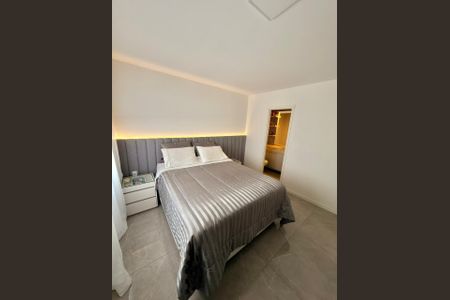 Quarto  de apartamento à venda com 2 quartos, 60m² em Marechal Rondon, Canoas