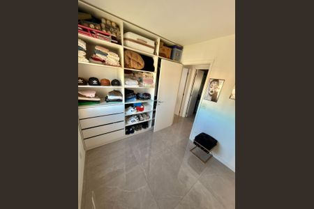 Apartamento à venda com 60m², 2 quartos e 1 vagaQuarto